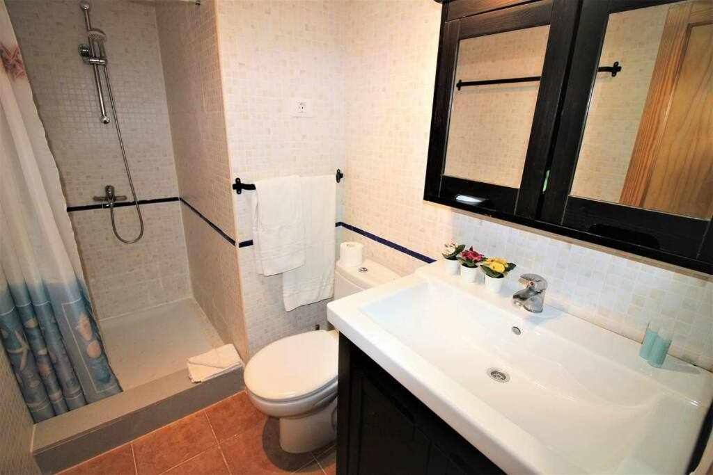 Casa Alejandra Con Terraza Y Barbacoa Villa El Golfo Eksteriør billede