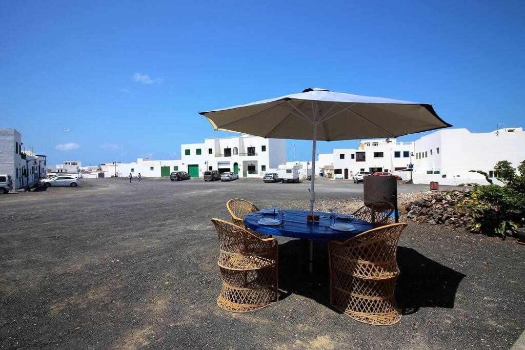 Casa Alejandra Con Terraza Y Barbacoa Villa El Golfo Eksteriør billede